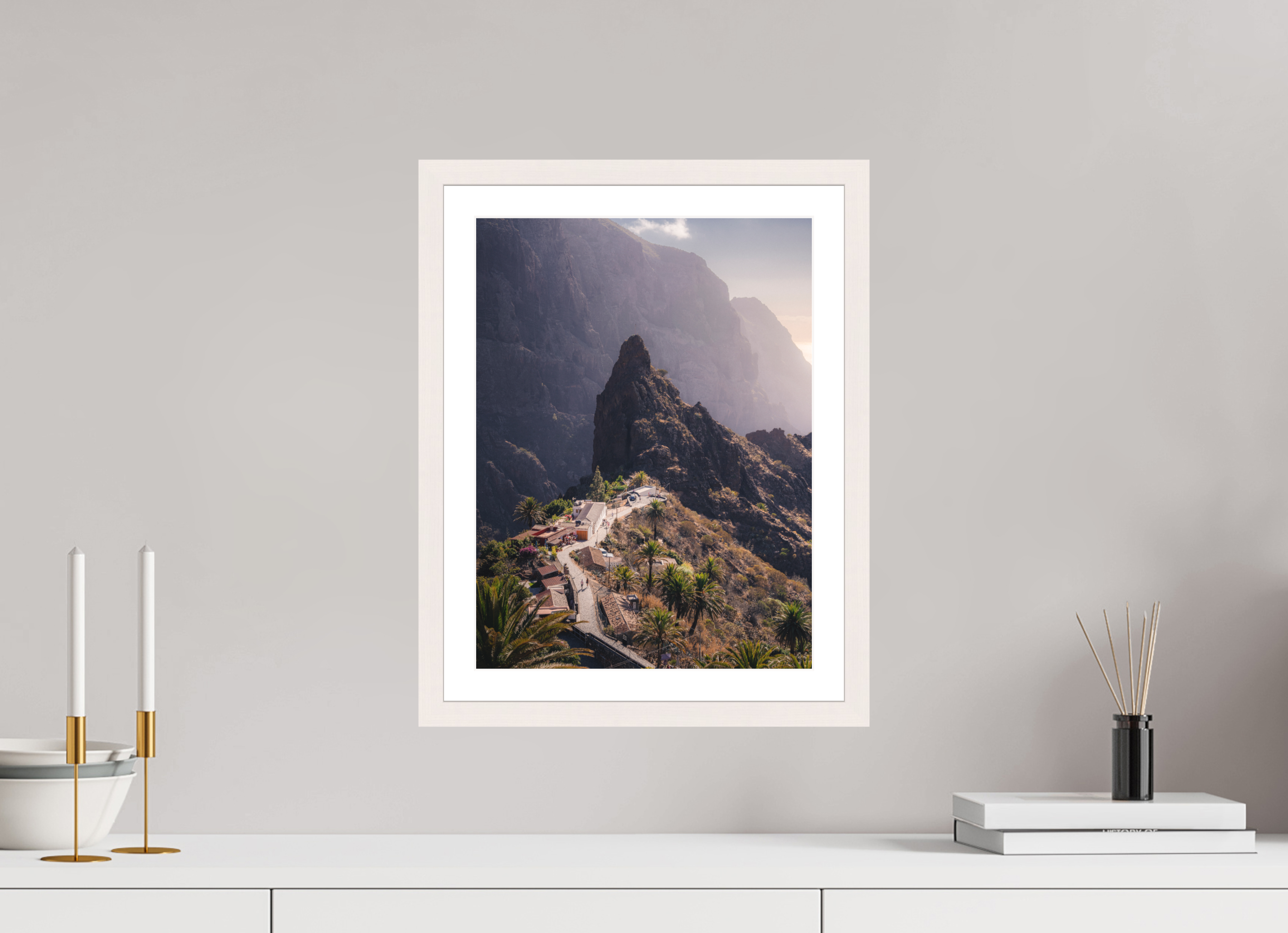 30 x 40 cm, White Maple Frame The Heart of Masca